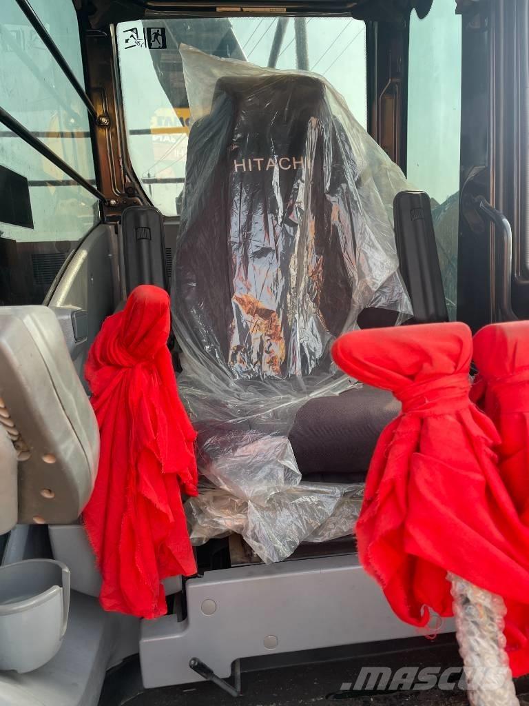 Hitachi ZX 240 Rupsgraafmachines