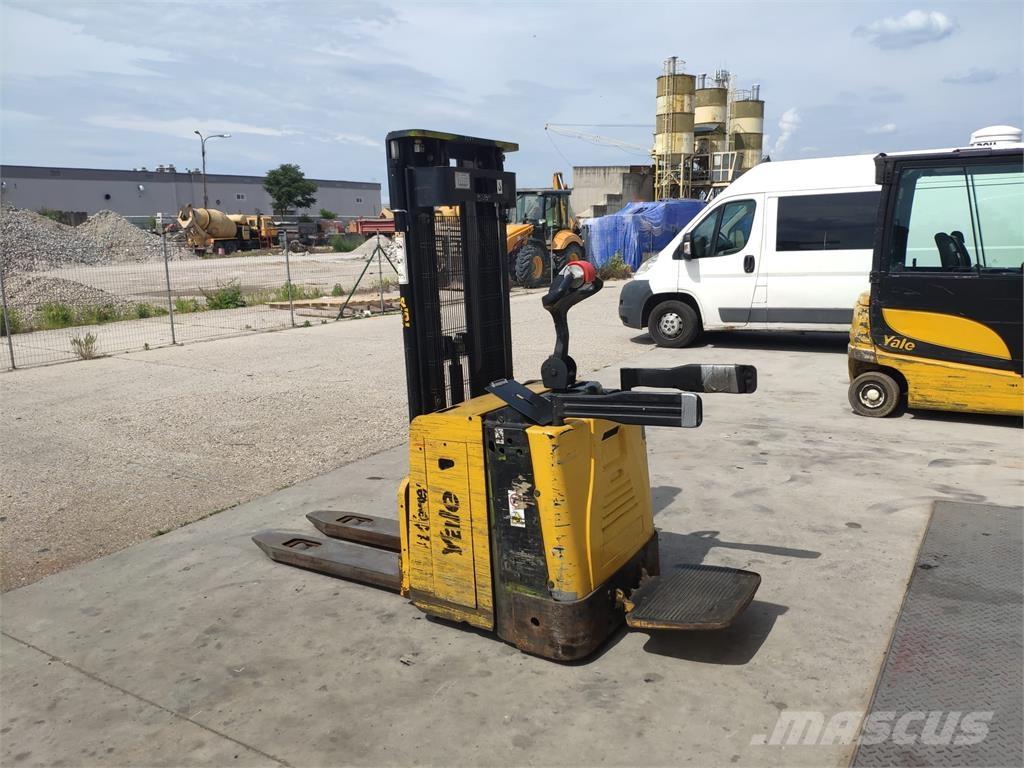 Yale MS15X IL Zelfrijdende stapelaars