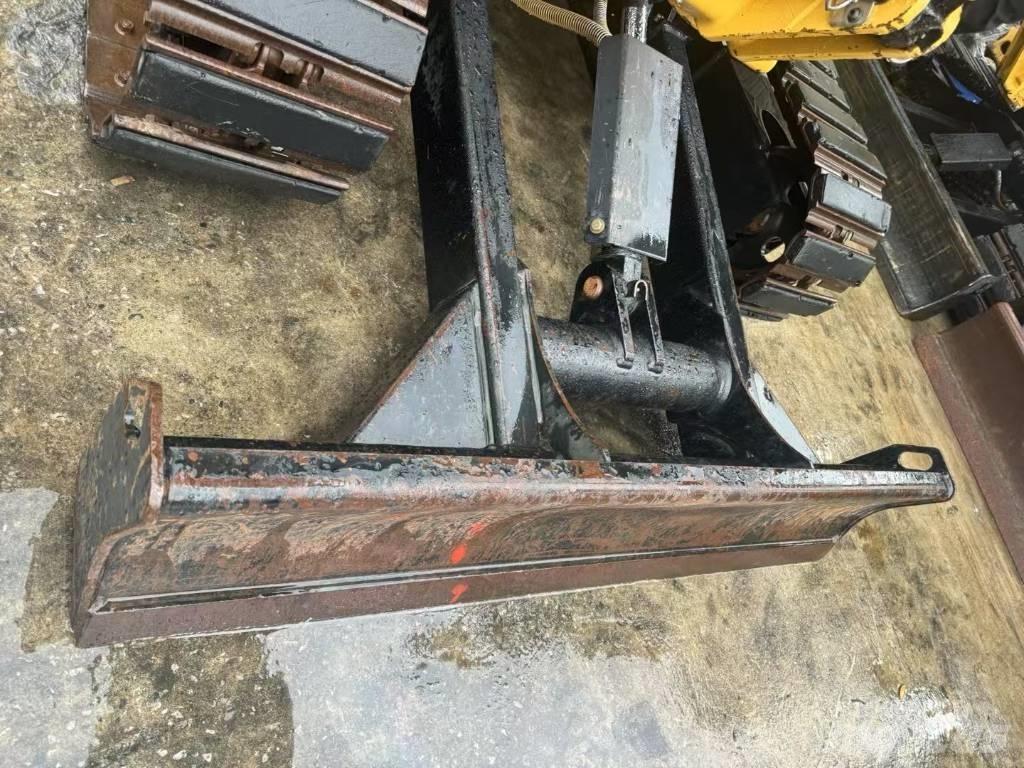 CAT 303 E CR Rupsgraafmachines