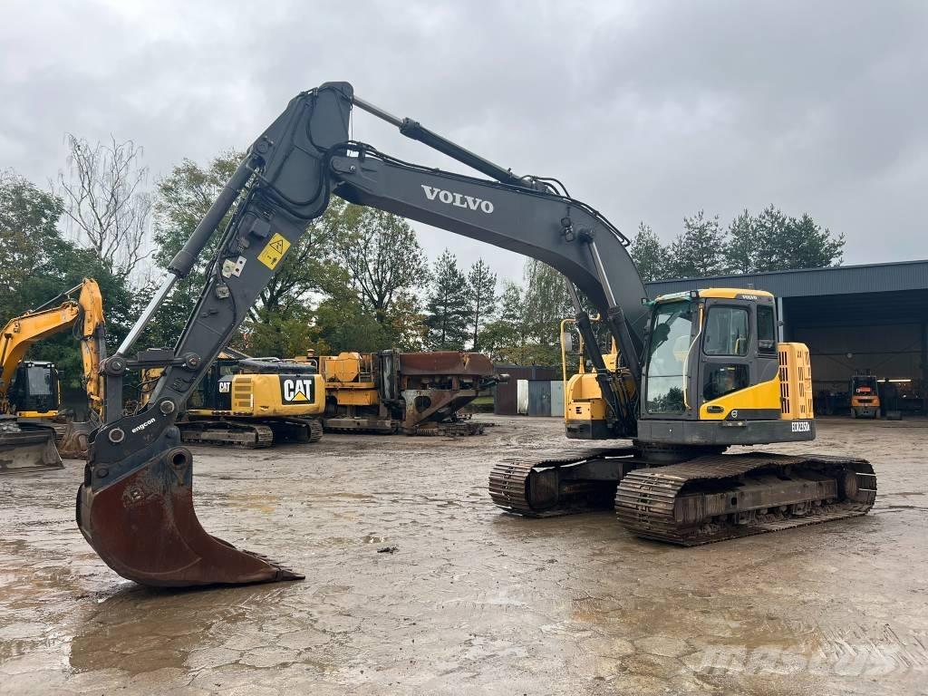 Volvo ECR 235 DL Rupsgraafmachines