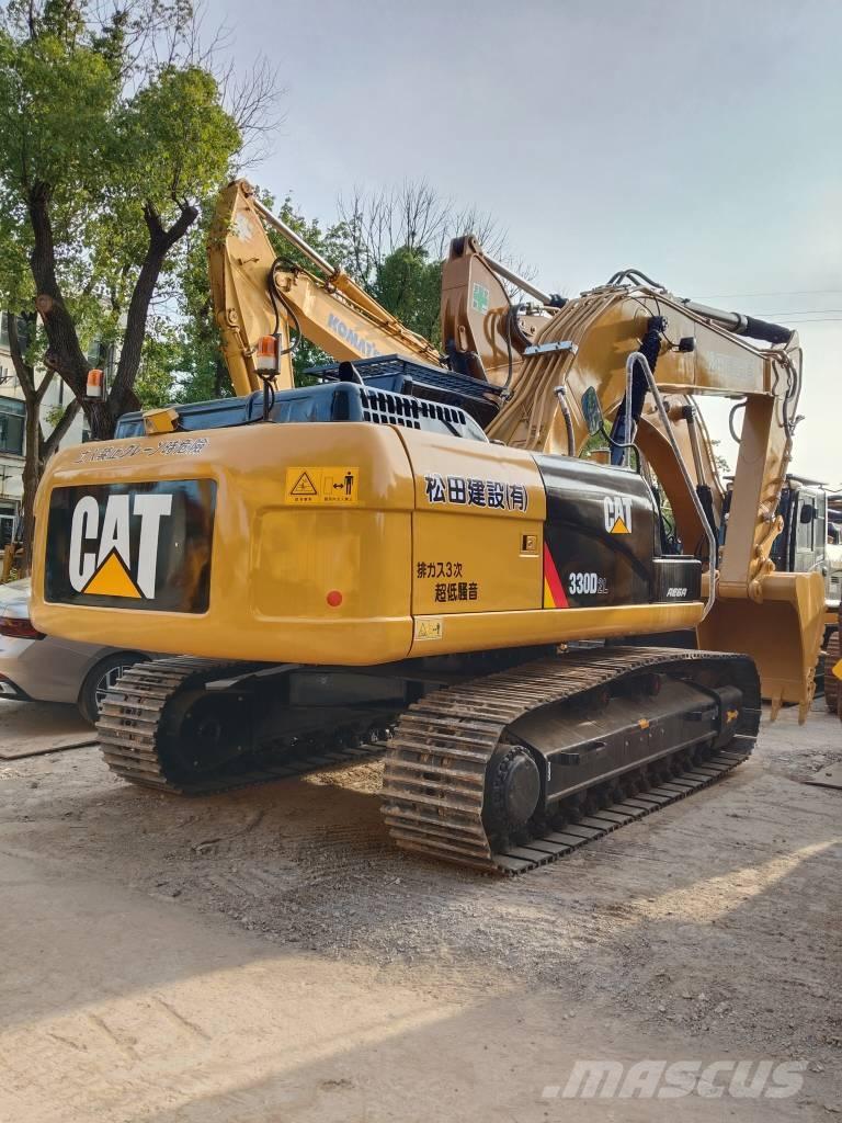 CAT 330 D Rupsgraafmachines