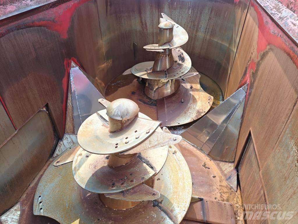 BvL V Mix  24 2S Mengvoedermachines