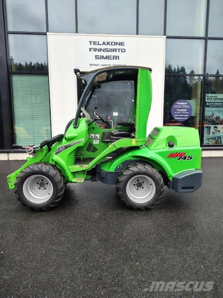Avant 745 Miniladers