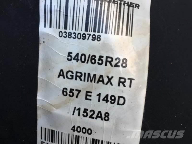 BKT 540/65 R 28 Banden, wielen en velgen