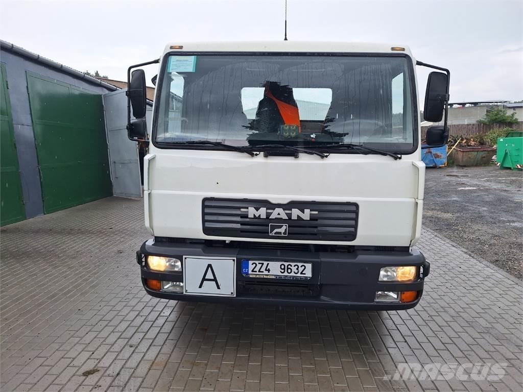 MAN 8.185 LC Chassis met cabine