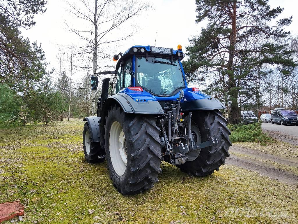 Valtra T 194 Active Tractoren
