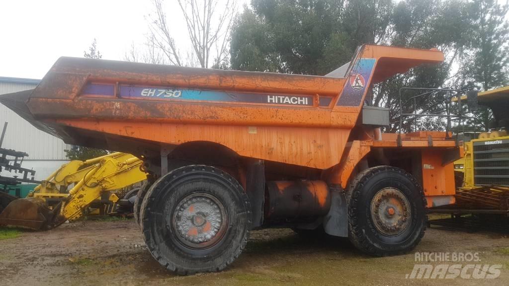 Hitachi EH 750-2 Starre dumptrucks