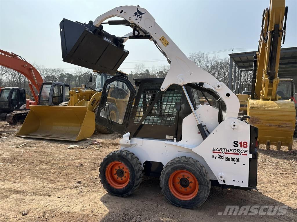 Bobcat S 18 Schrankladers
