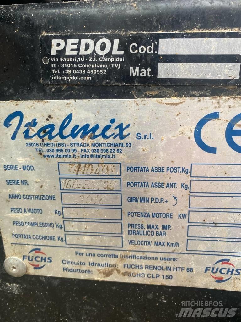  Matrix Rover Jumbo Mengvoedermachines