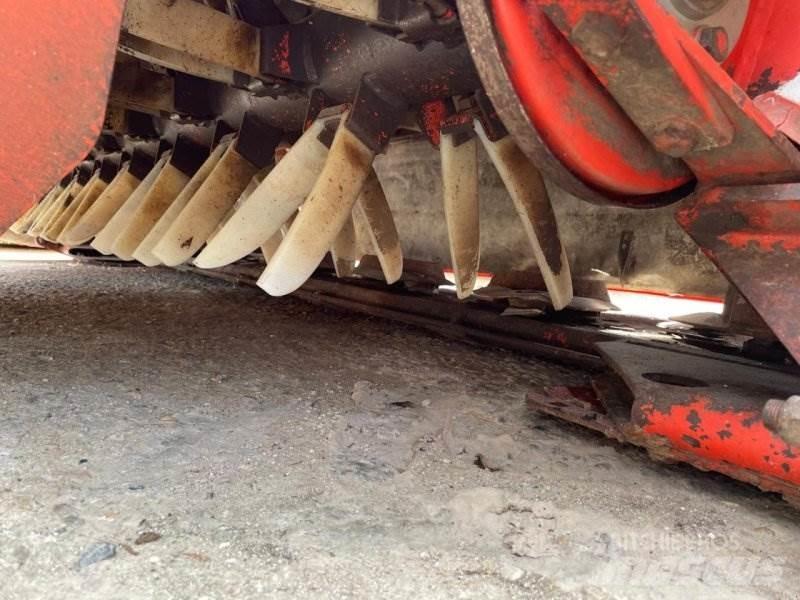 Kuhn FC 280 F Maaikneuzers