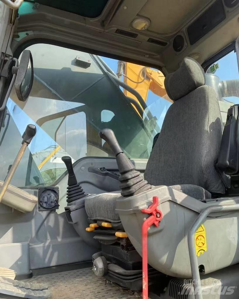Volvo EC 460 Rupsgraafmachines
