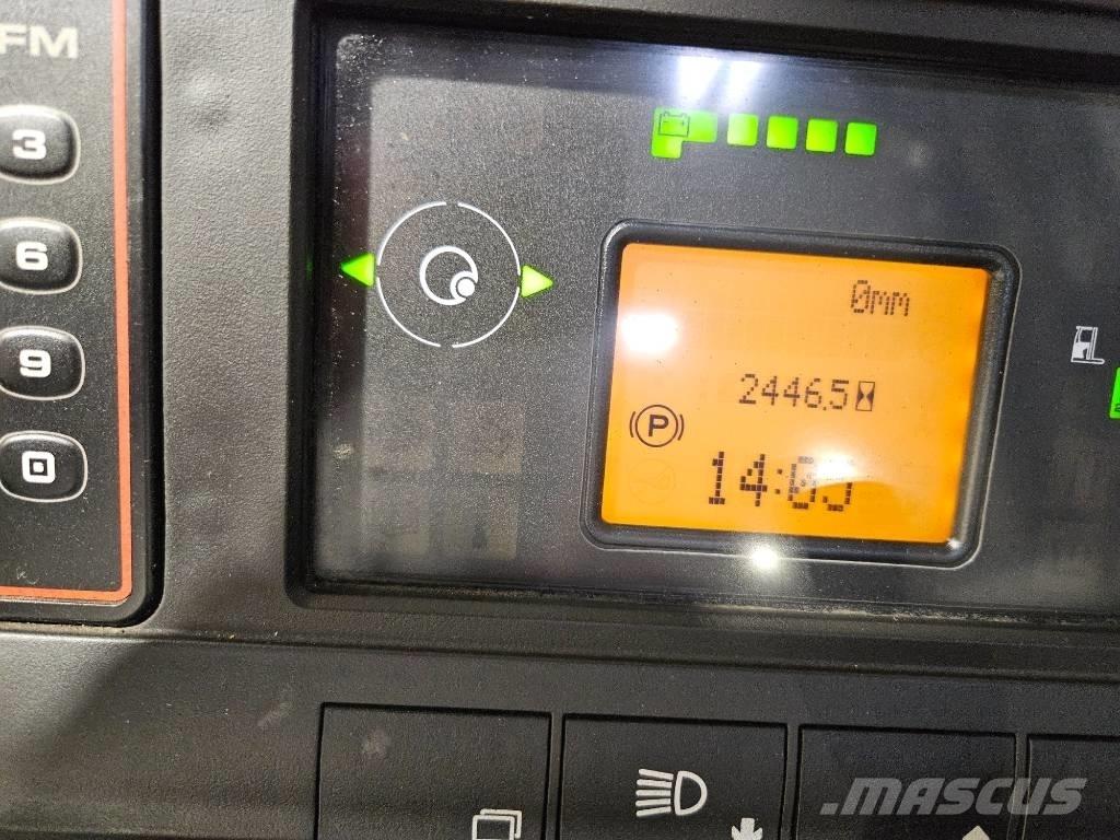 Linde R16B Zelfrijdende stapelaars