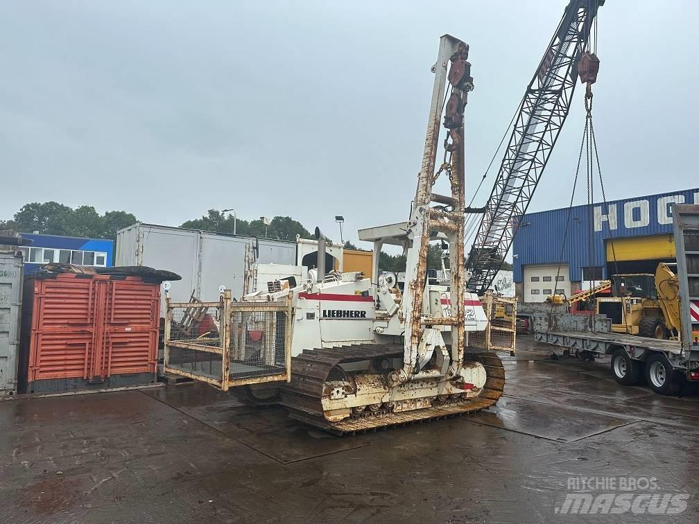 Liebherr RL 22 B Pijpenleggers