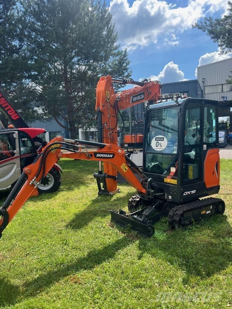 Doosan DX 19 Rupsgraafmachines