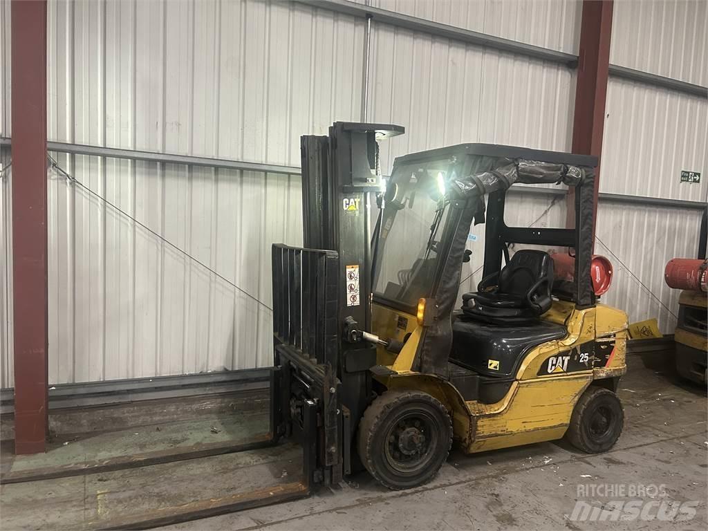 CAT GP25NT LPG heftrucks