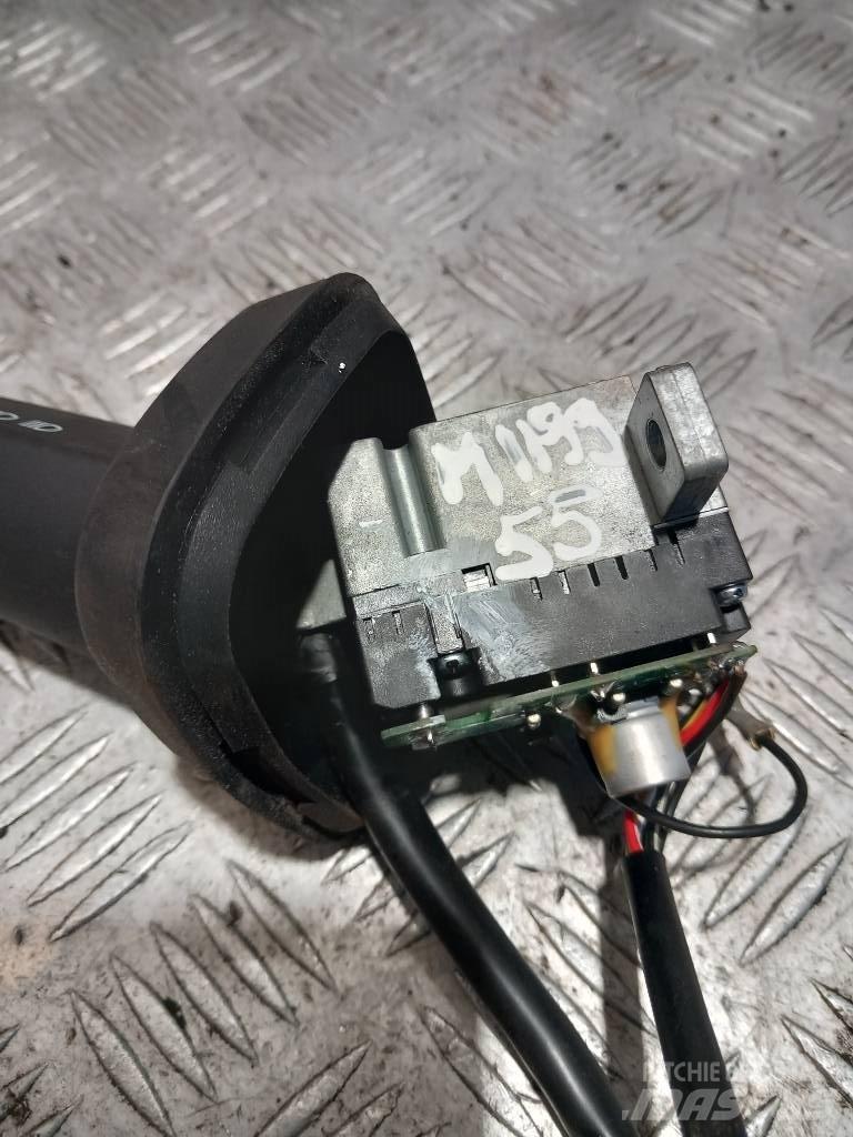 MAN TGM  81255090188 Cabine en interieur
