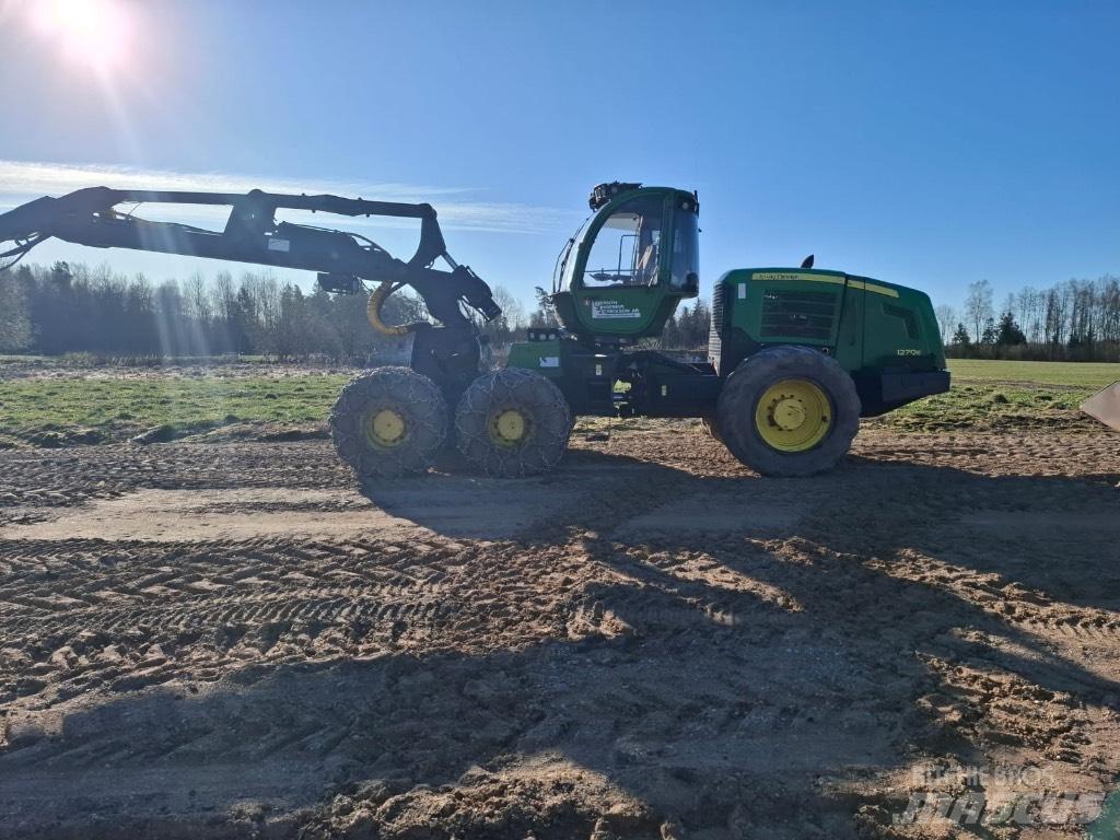 John Deere 1270 E Harvesters