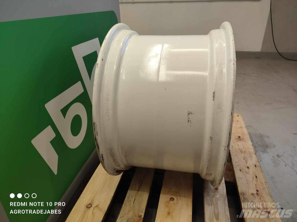  (W15LX24) rim (W15LX24) Banden, wielen en velgen