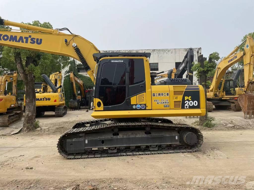 Komatsu PC 200-8 Rupsgraafmachines
