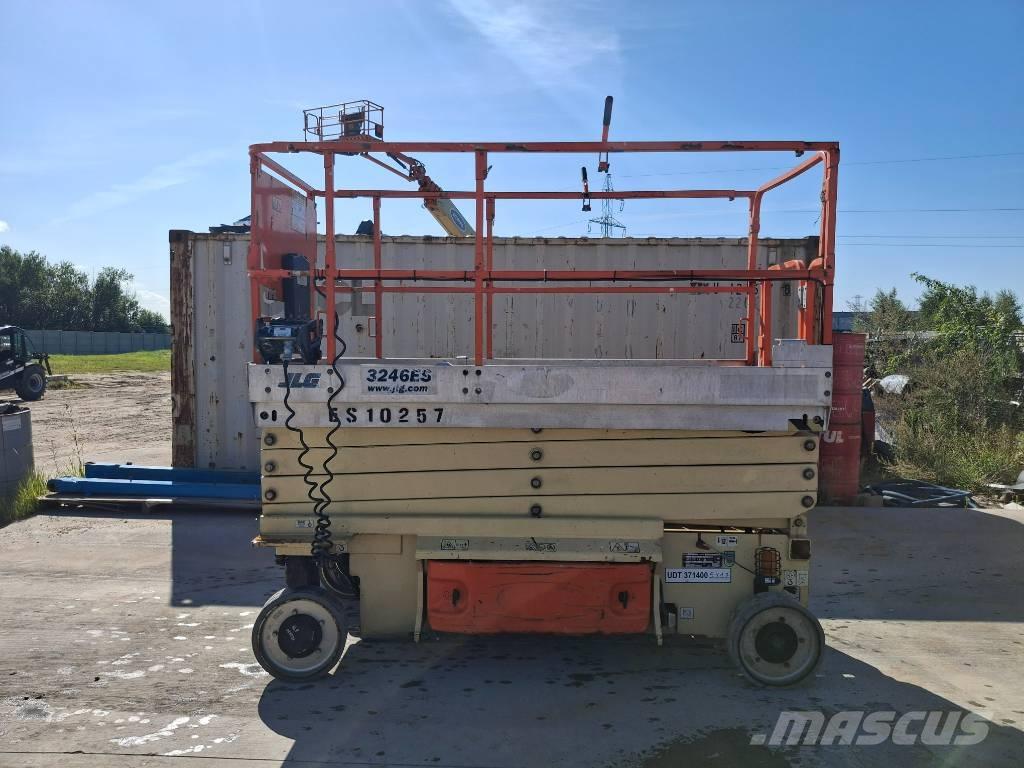JLG 3246ES Schaarhoogwerkers