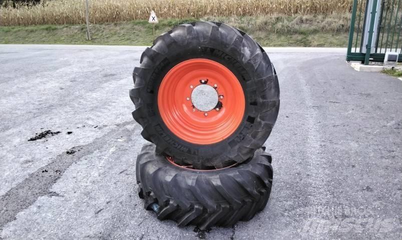Michelin 400/70R24 Banden, wielen en velgen