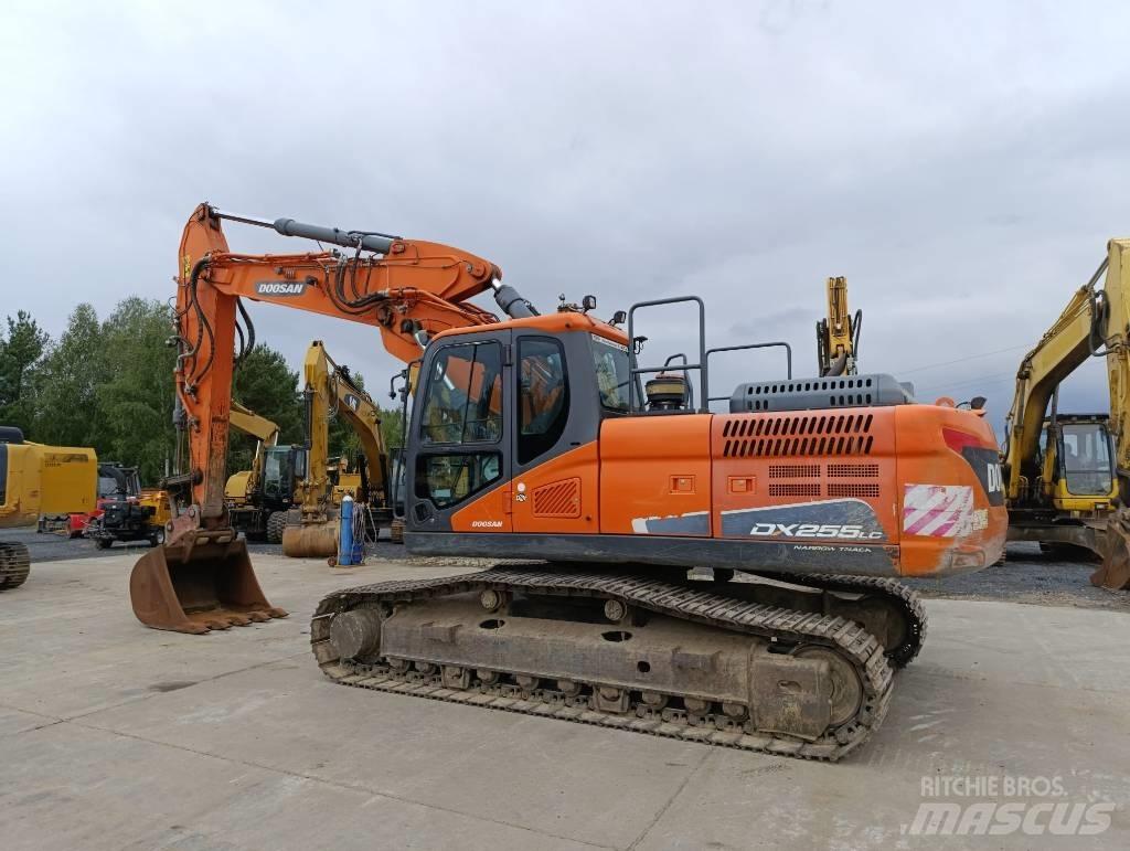 Doosan DX 255 LC-5 Rupsgraafmachines