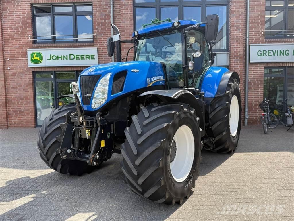 New Holland T7.220 Tractoren