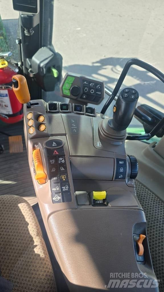 John Deere 5125R Tractoren