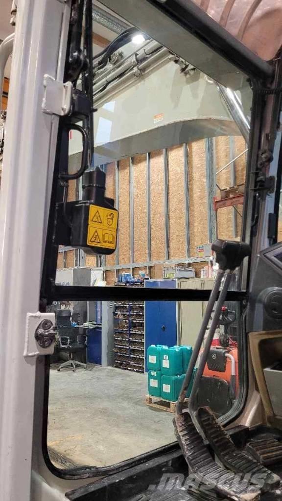 Takeuchi TB 2150 R Rupsgraafmachines