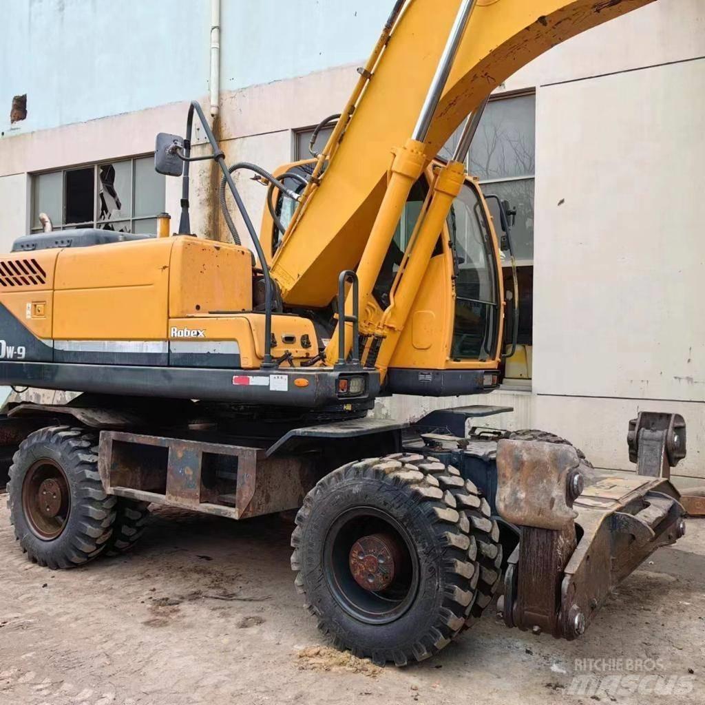 Hyundai 210-9 Hooglepel graafmachine