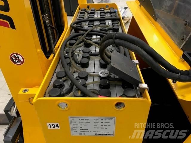 Jungheinrich ETV 214 Reachtruck voor hoog niveau