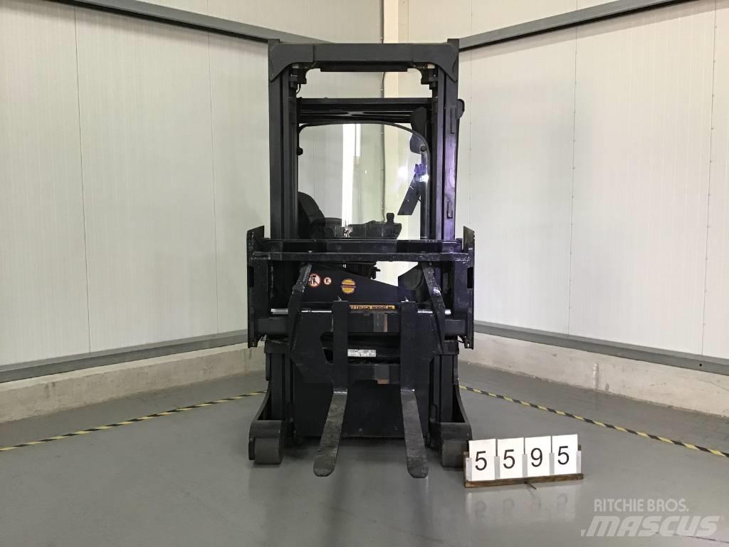 Linde R14 Reachtruck voor hoog niveau