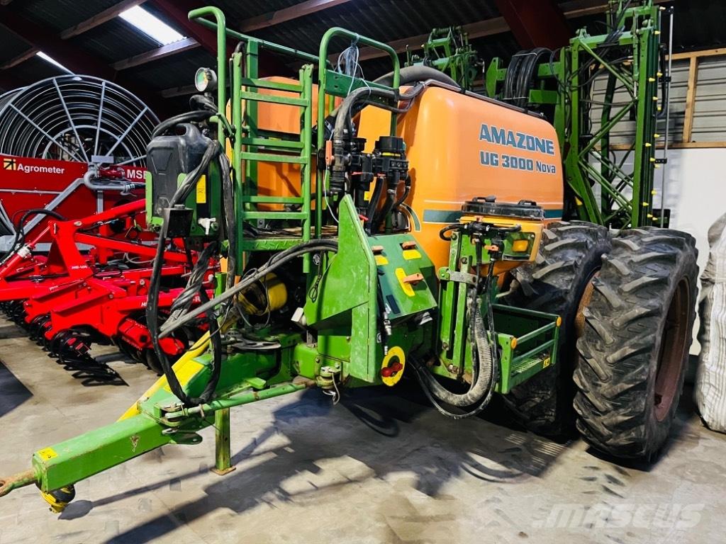 Amazone UG 3000 Nova Getrokken spuitmachines