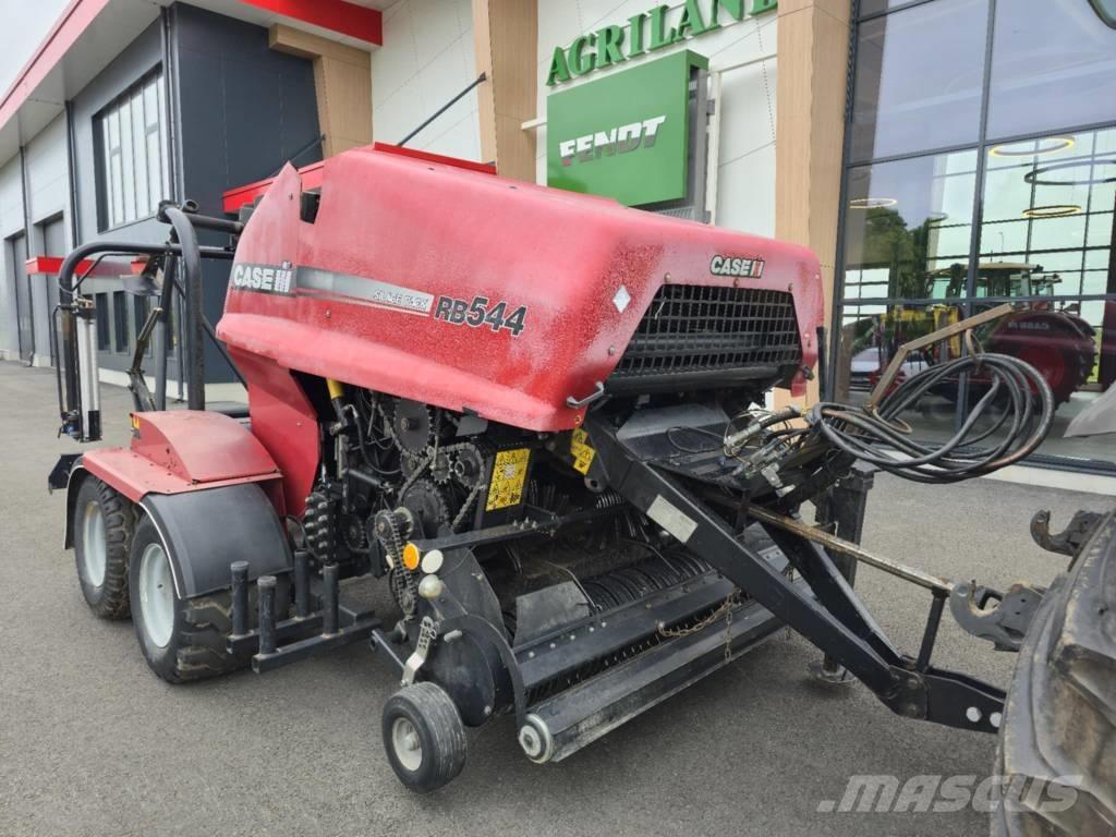 CASE RB 544 Ronde-balenpersen