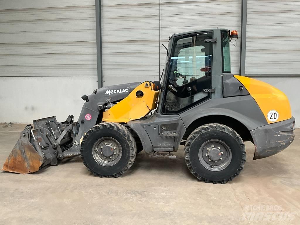 Mecalac AS 700 Wielladers