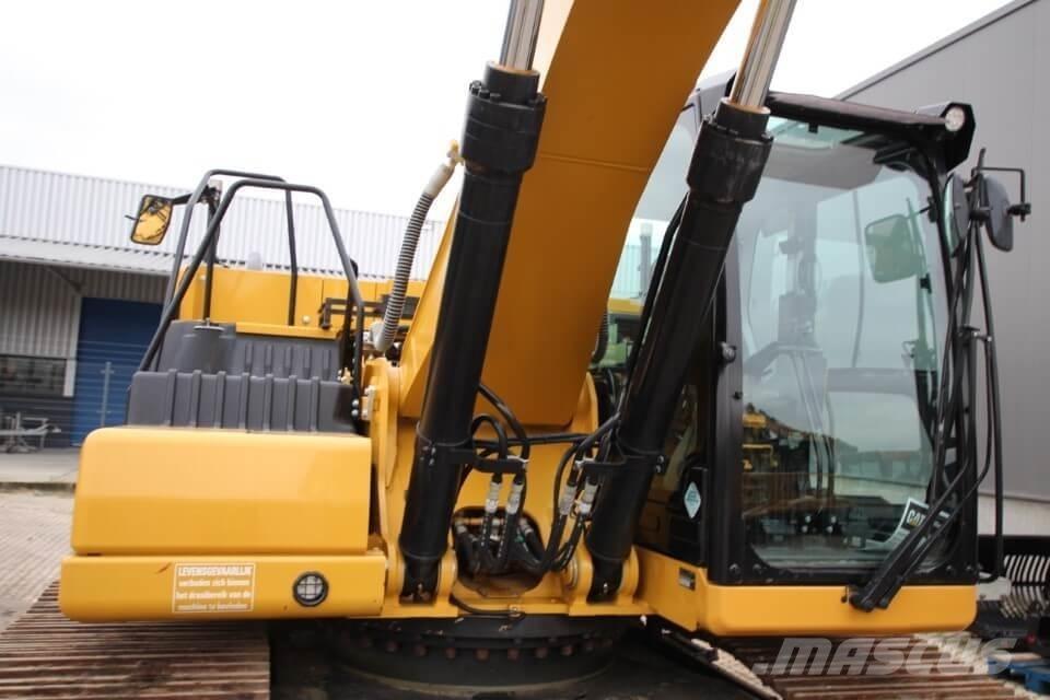 CAT 326-07 Rupsgraafmachines