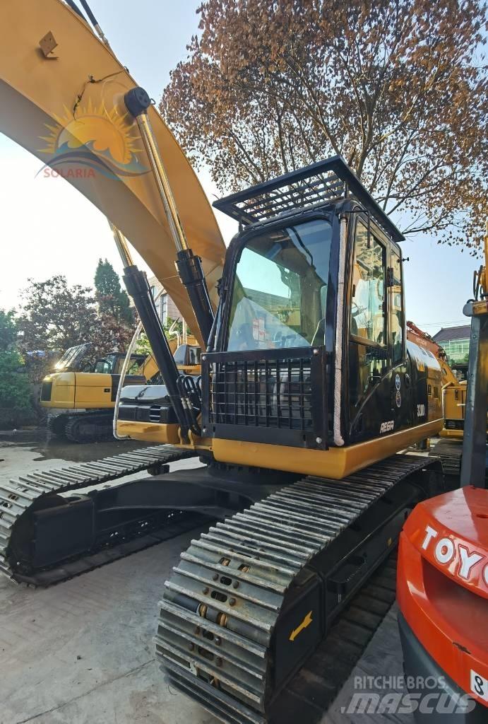 CAT 320D2 Rupsgraafmachines