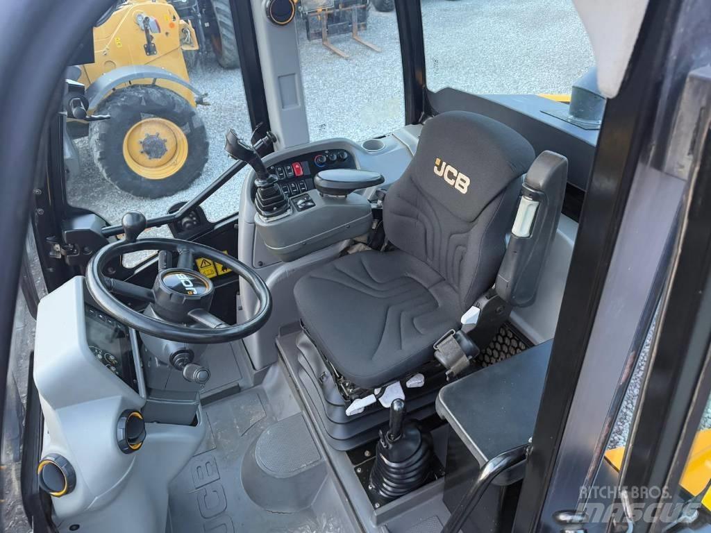 JCB TM 320 Verreikers voor landbouw