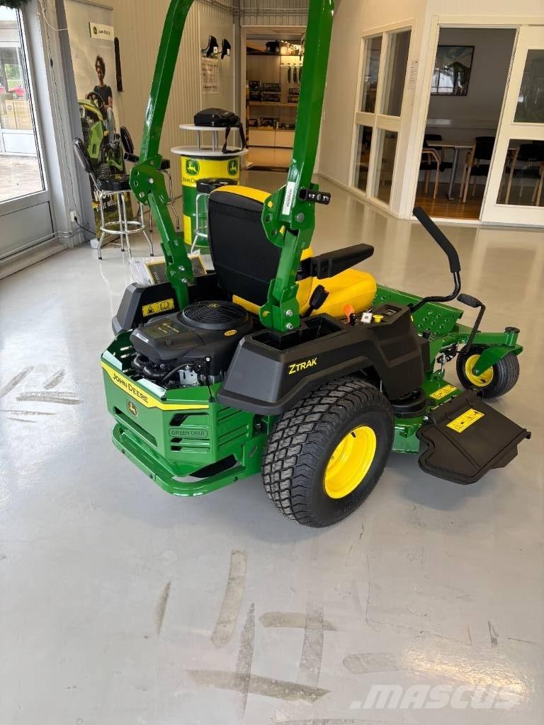 John Deere Z515E Zero-turn grasmaaiers