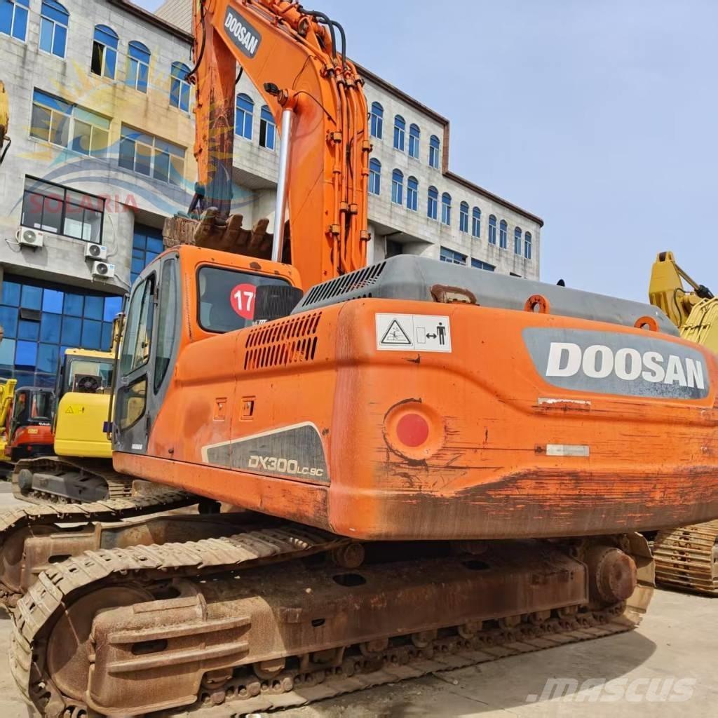 Doosan DX 300 LC Rupsgraafmachines