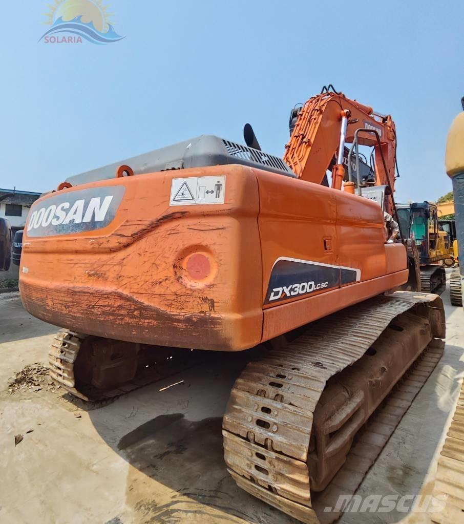 Doosan DX 300 LC Rupsgraafmachines