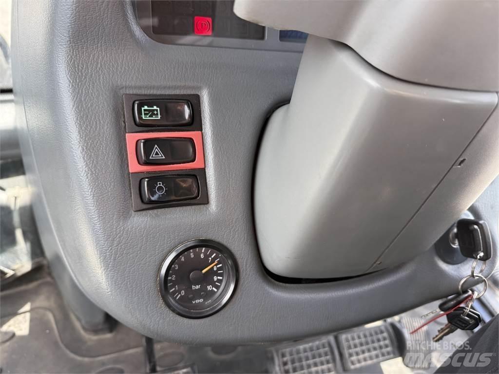 Valtra T203 Tractoren