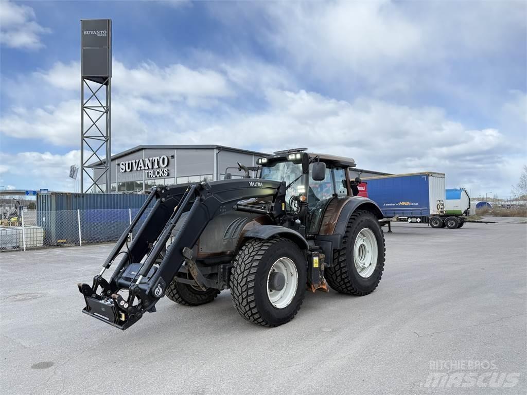 Valtra T203 Tractoren