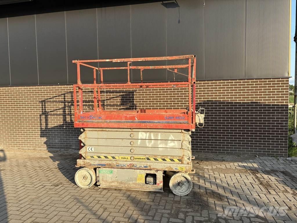SkyJack 3246 Schaarhoogwerkers
