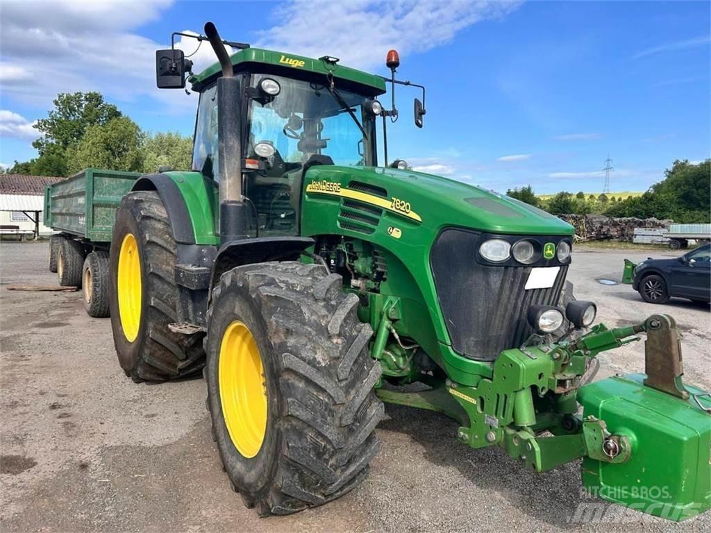 John Deere 7820 Tractoren