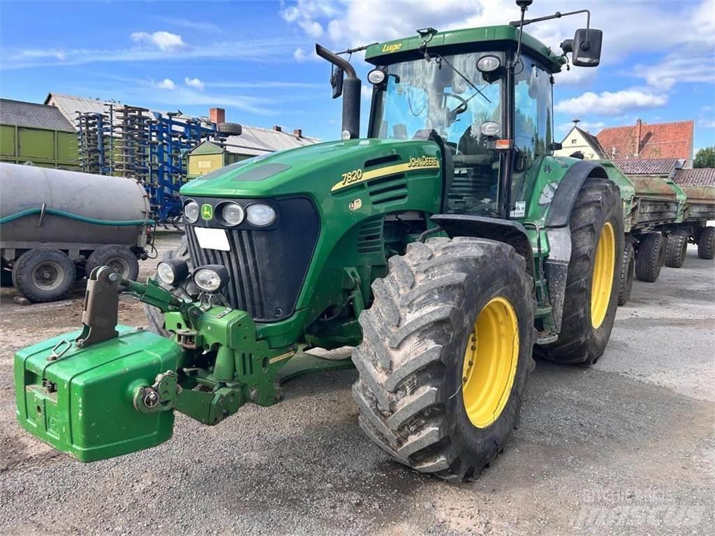 John Deere 7820 Tractoren