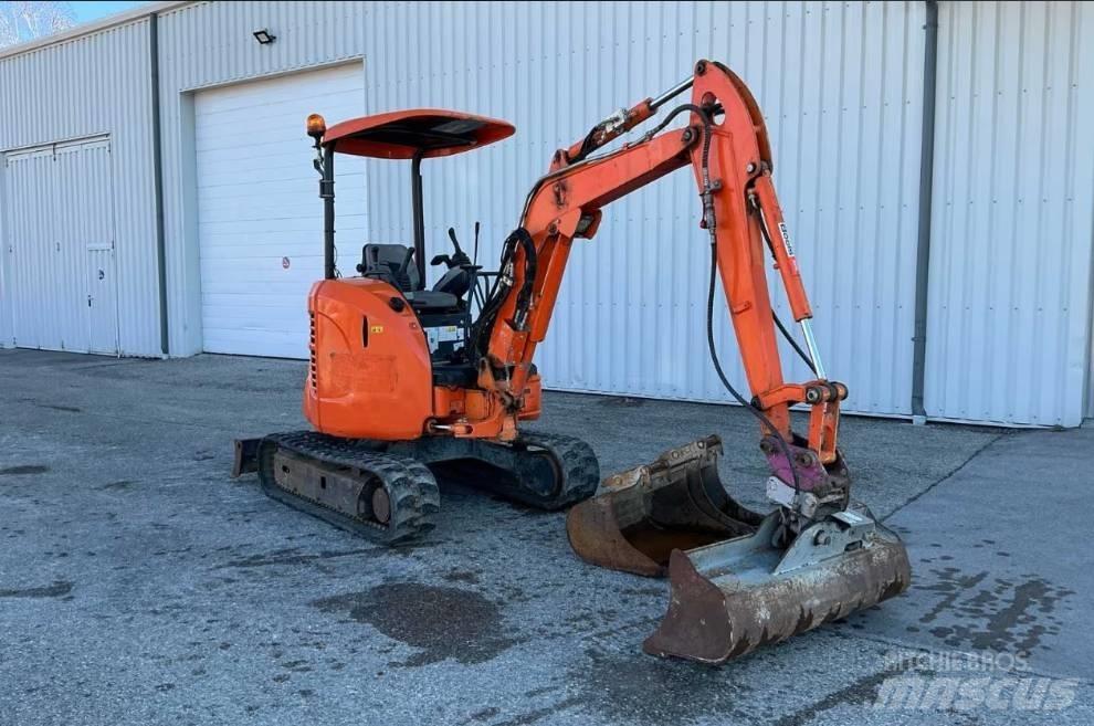 Komatsu PC 26 MR Minigraafmachines < 7t