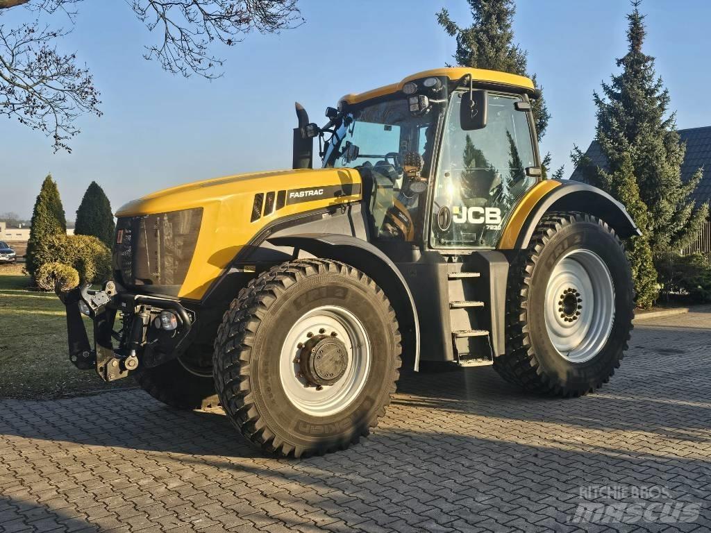 JCB Fastrac 7230 Tractoren