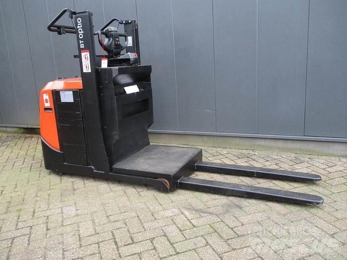 Toyota OSE 100W Orderpicker voor laag niveau