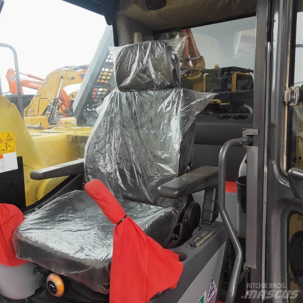 Komatsu PC200-8 Rupsgraafmachines